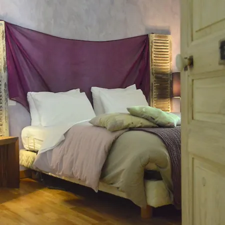 Ferienhaus Modern Holiday Home With Private Garden In Jumel Jumel